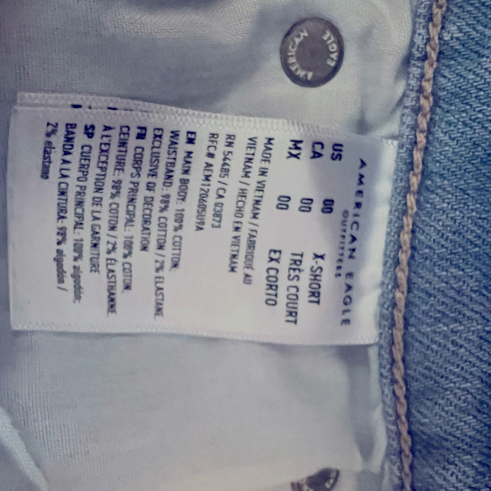 American Eagle ripped Jeans